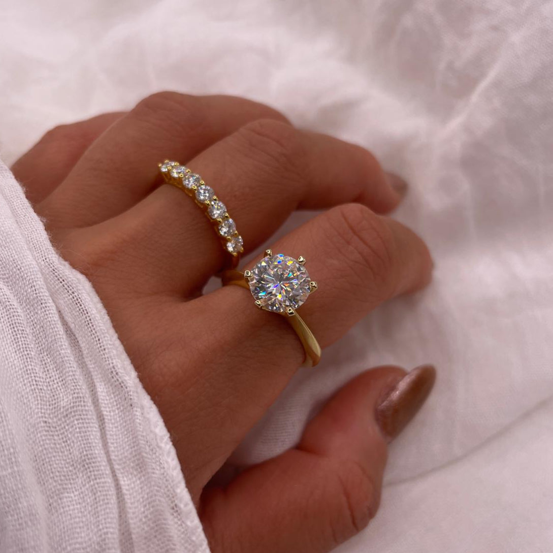 Moissanite Engagement Ring: 925 Sterling Silver, 3.0 ct Round Cut