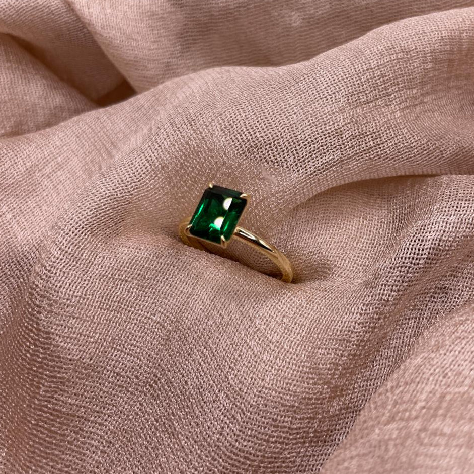 Green Zircon Emerald-Cut 925 Sterling Silver Ring