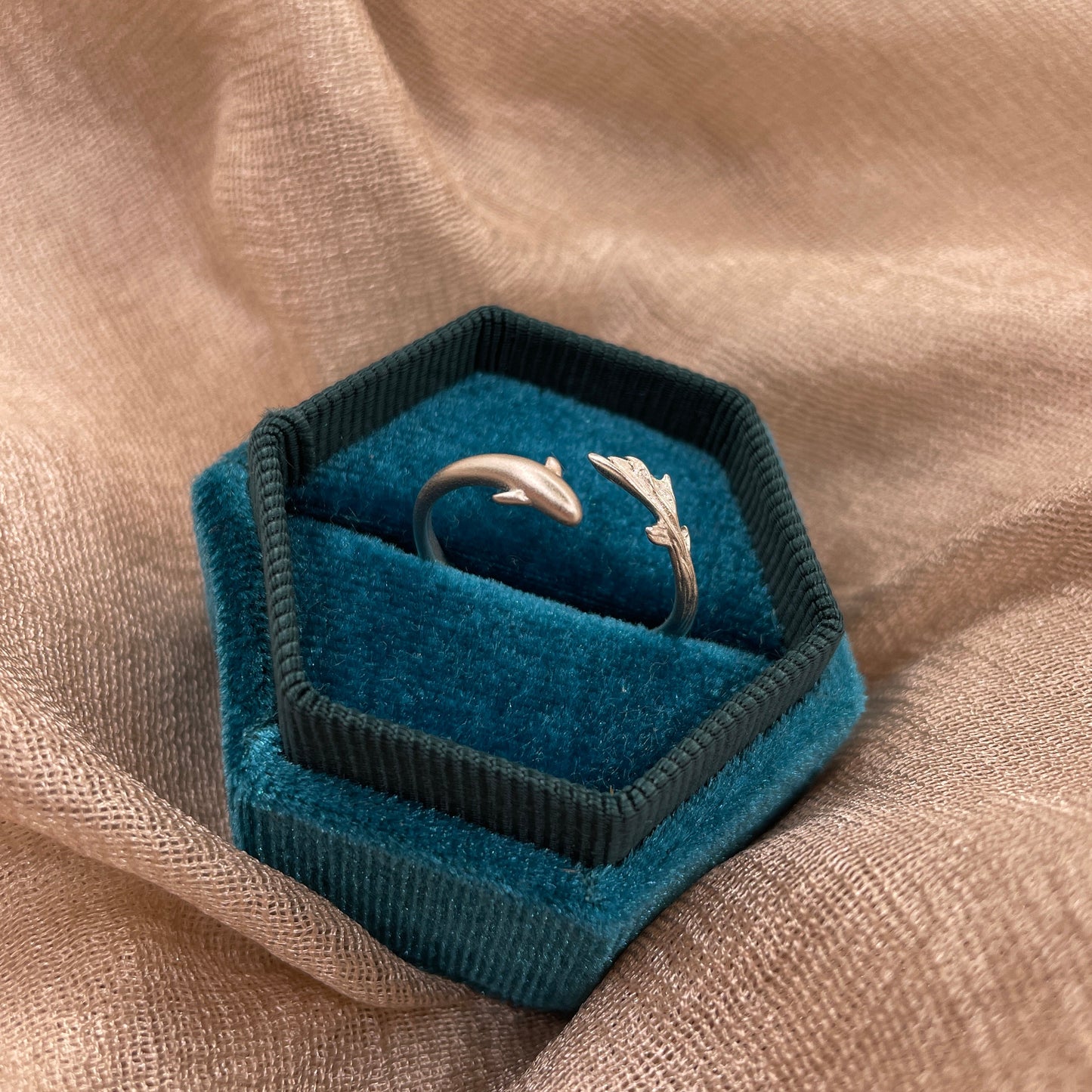 Minimal Dolphin 925 Sterling Silver Ring