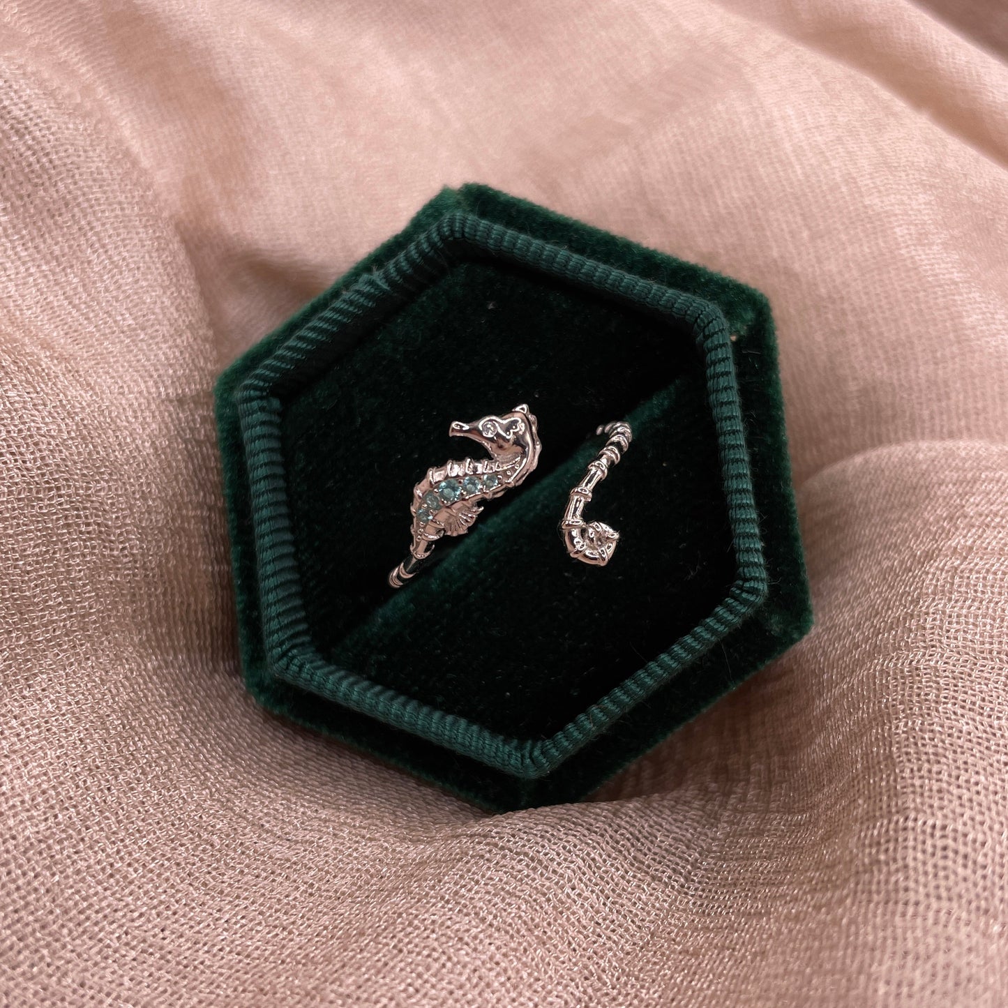 Satin Seahorse 925 Sterling Silver Ring
