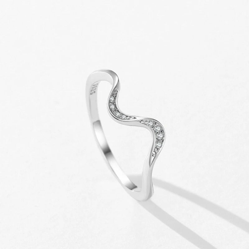 Fluid Wave 925 Sterling Silver Ring