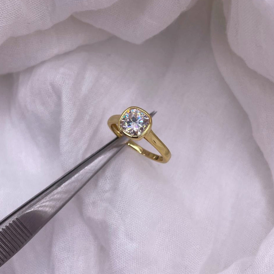Eterna 2 Carats Moissanite 925 Sterling Silver Ring