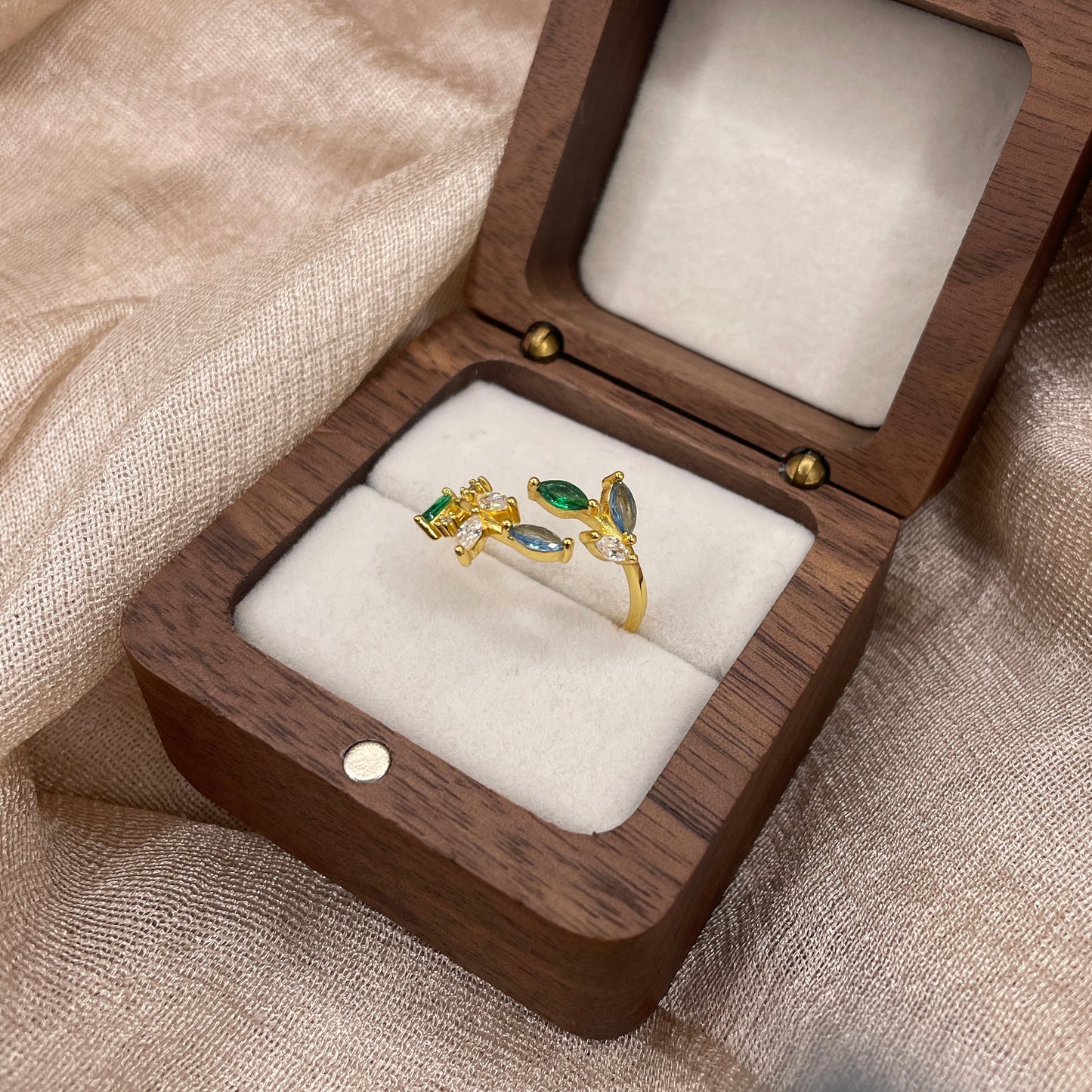 Emerald Garden 925 Sterling Silver Ring