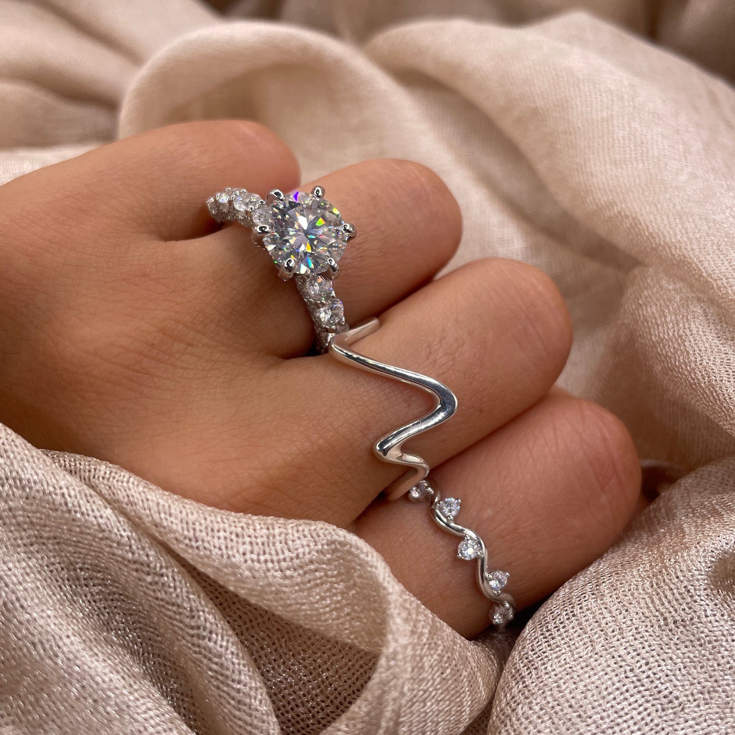 Timeless Sparkle Moissanite Ring | VVS1 D Color