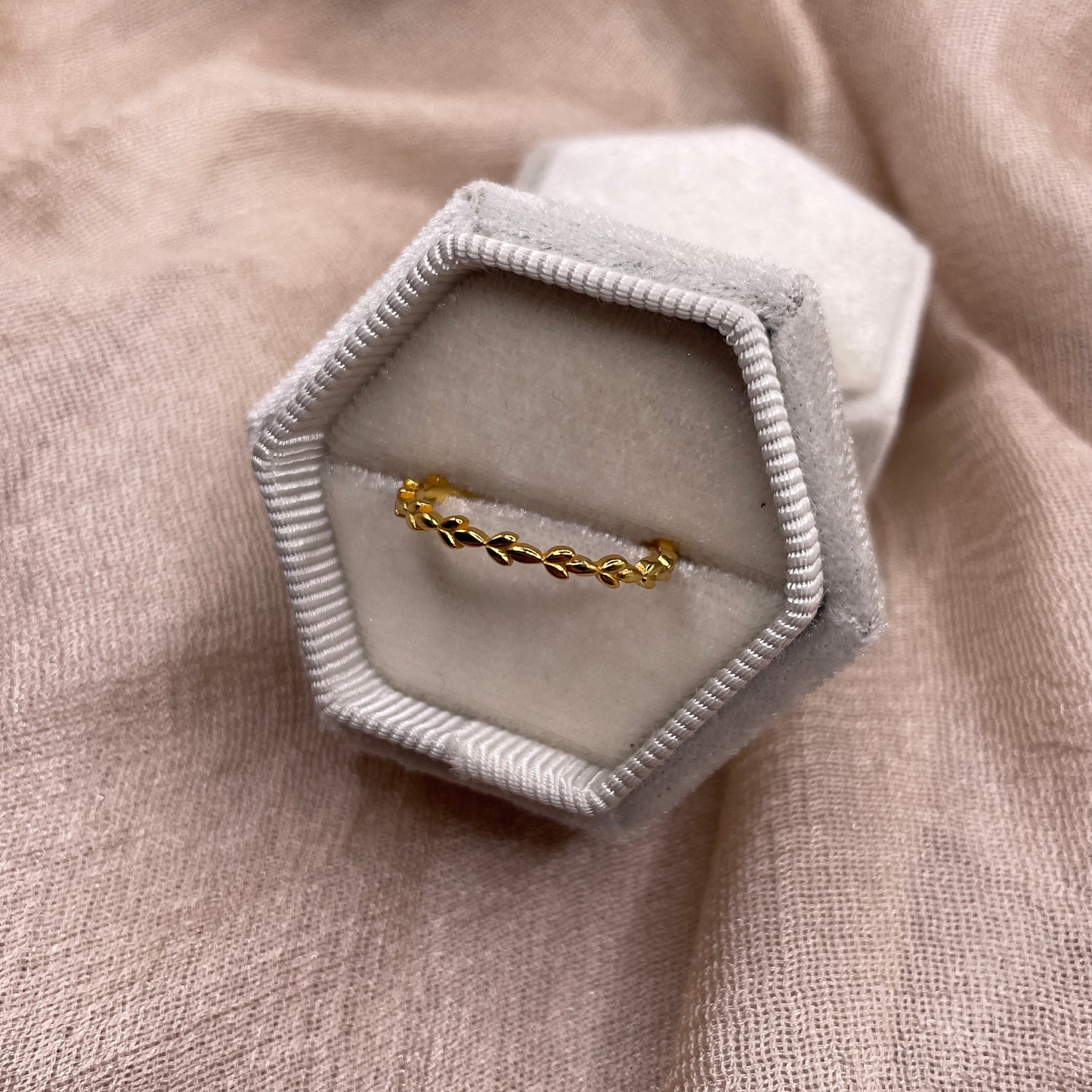 Leaf Band 925 Sterling Silver Ring