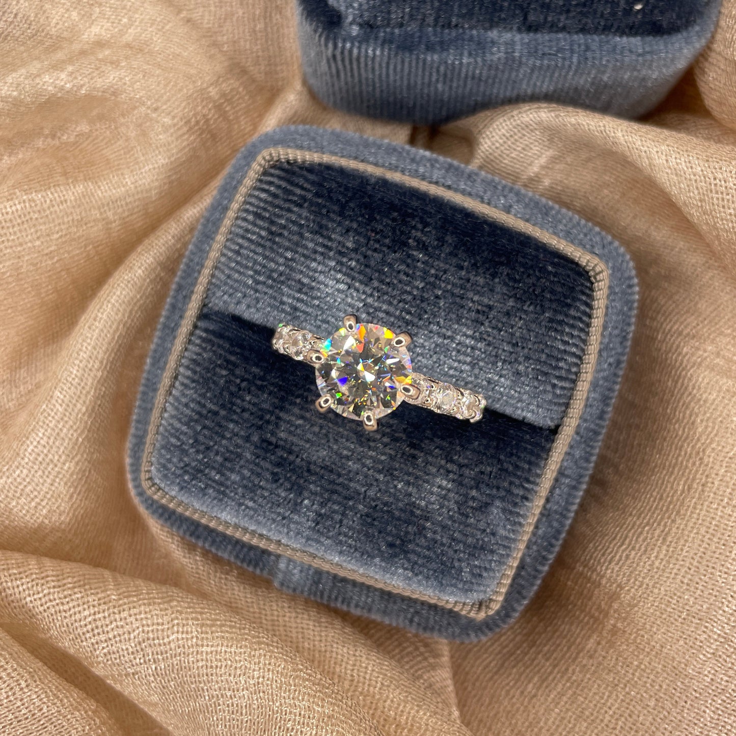 Timeless Sparkle Moissanite Ring | VVS1 D Color