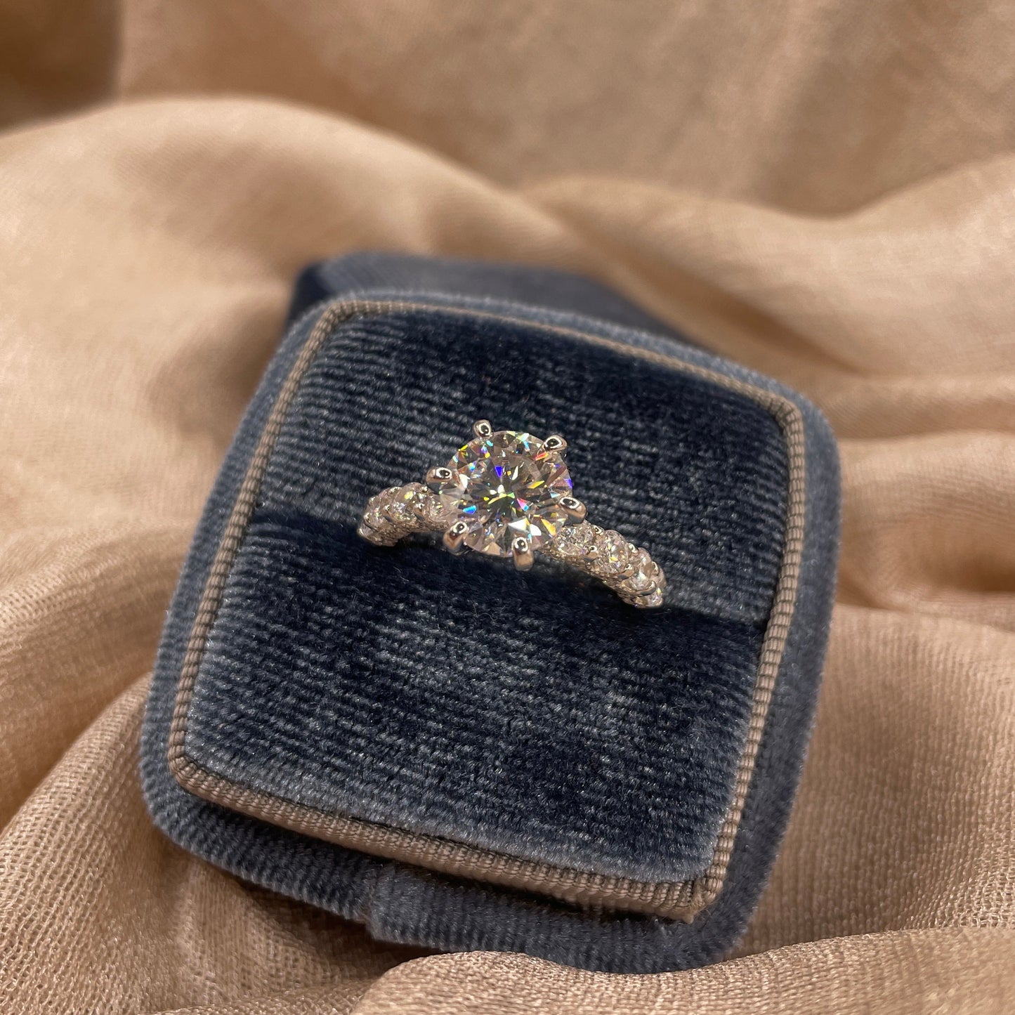 Timeless Sparkle Moissanite Ring | VVS1 D Color
