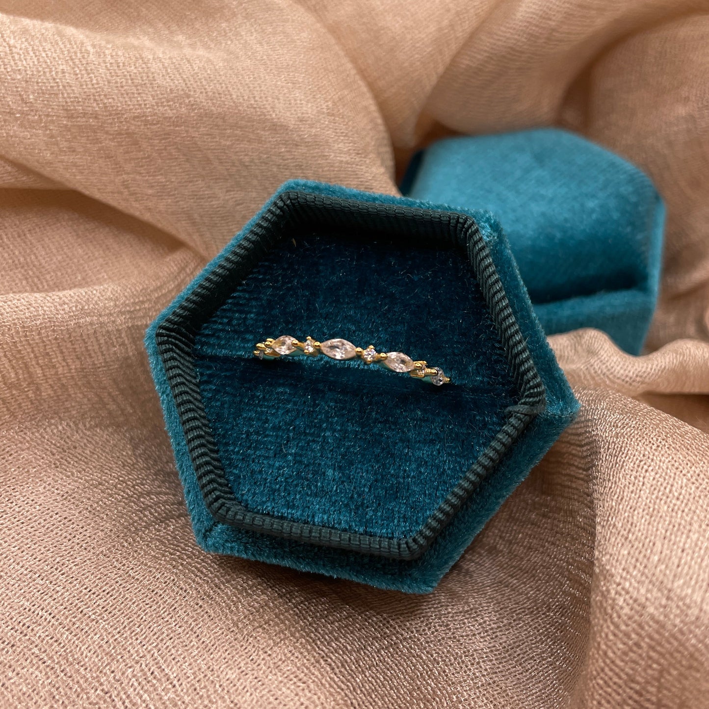 Marquise Sparkle Band 925 Sterling Silver Ring