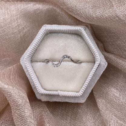 Fluid Wave 925 Sterling Silver Ring