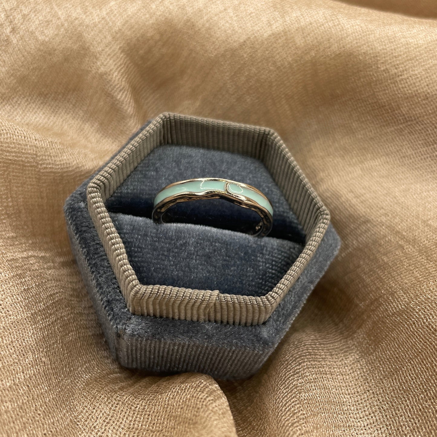 Current Line 925 Sterling Silver Ring