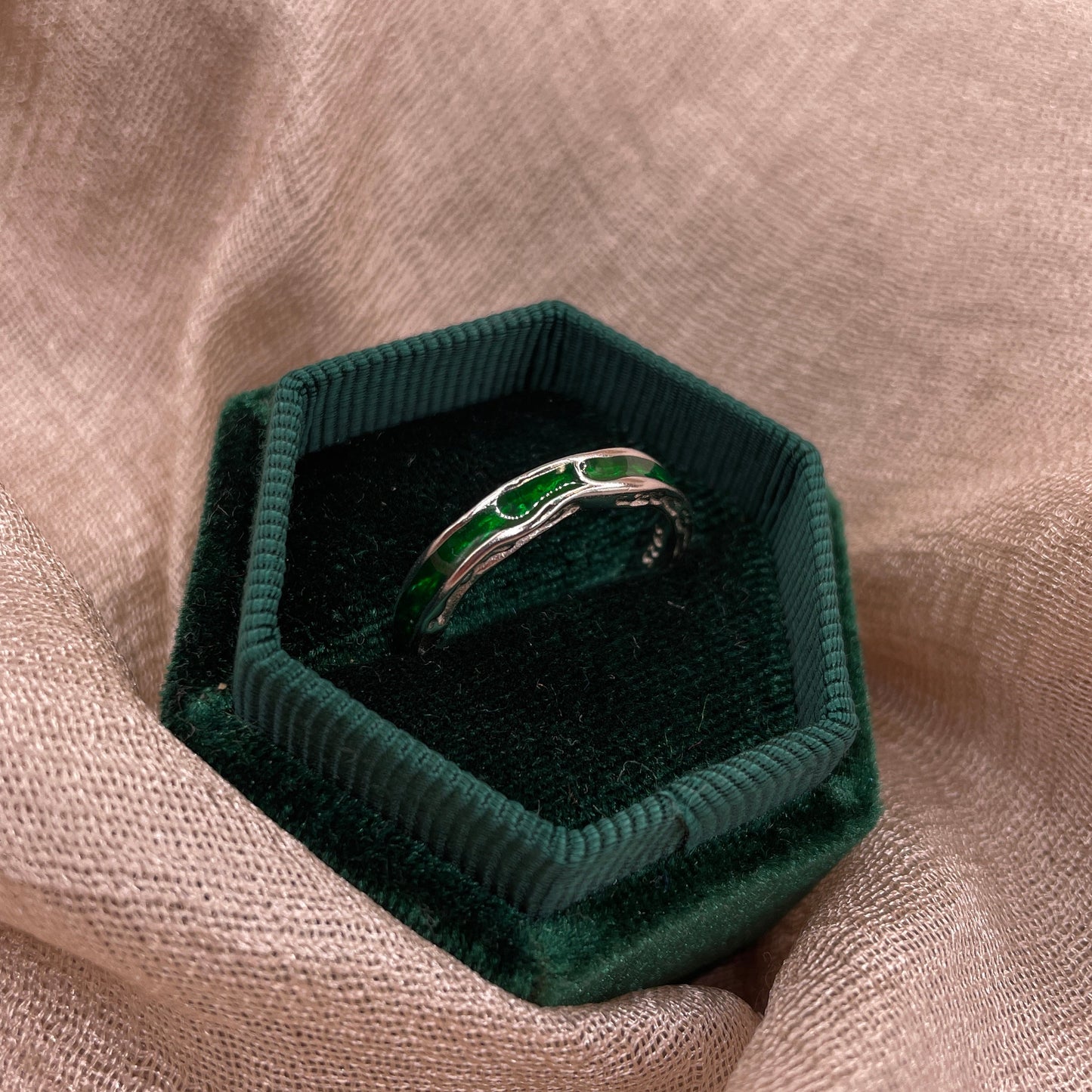 Current Line 925 Sterling Silver Ring