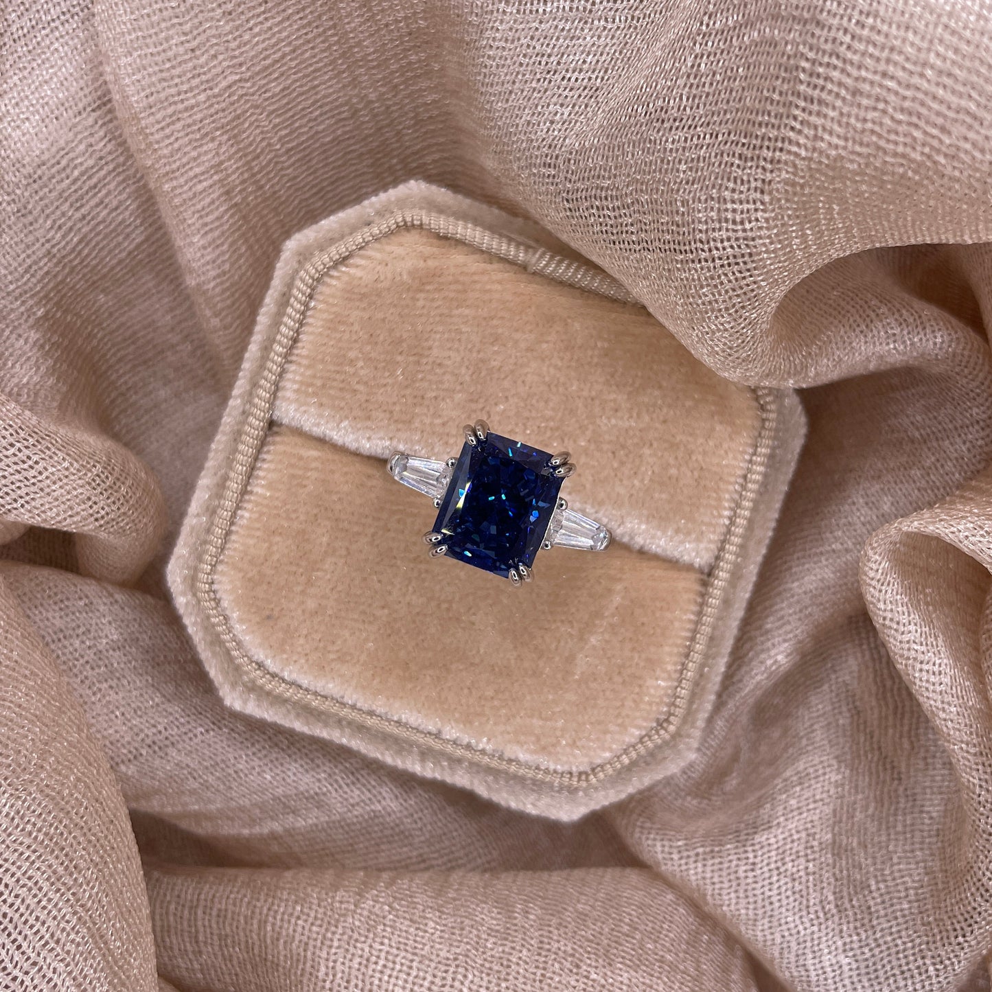 Deep Blue Crushed Ice Cut 925 Sterling Silver Ring