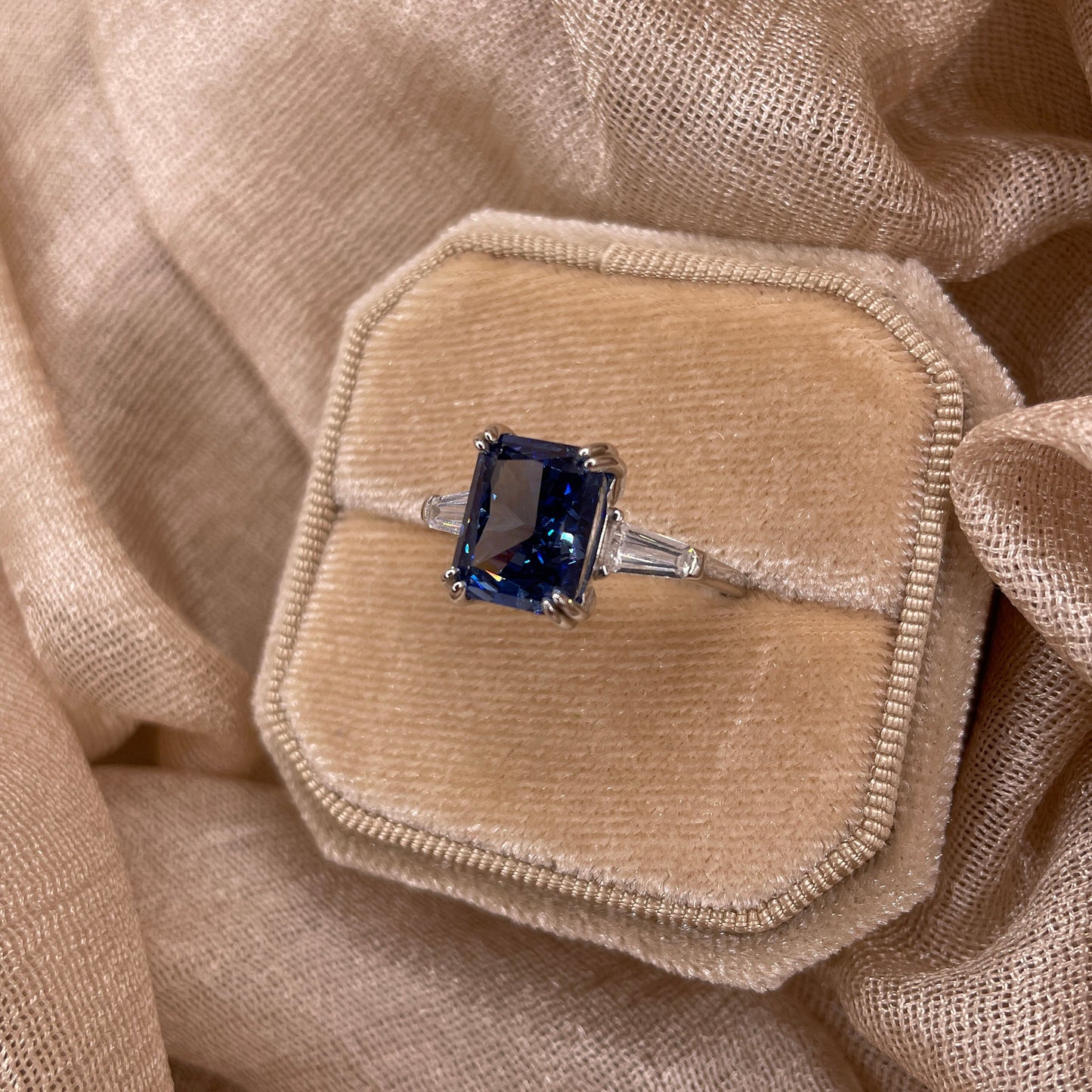 Deep Blue Crushed Ice Cut 925 Sterling Silver Ring