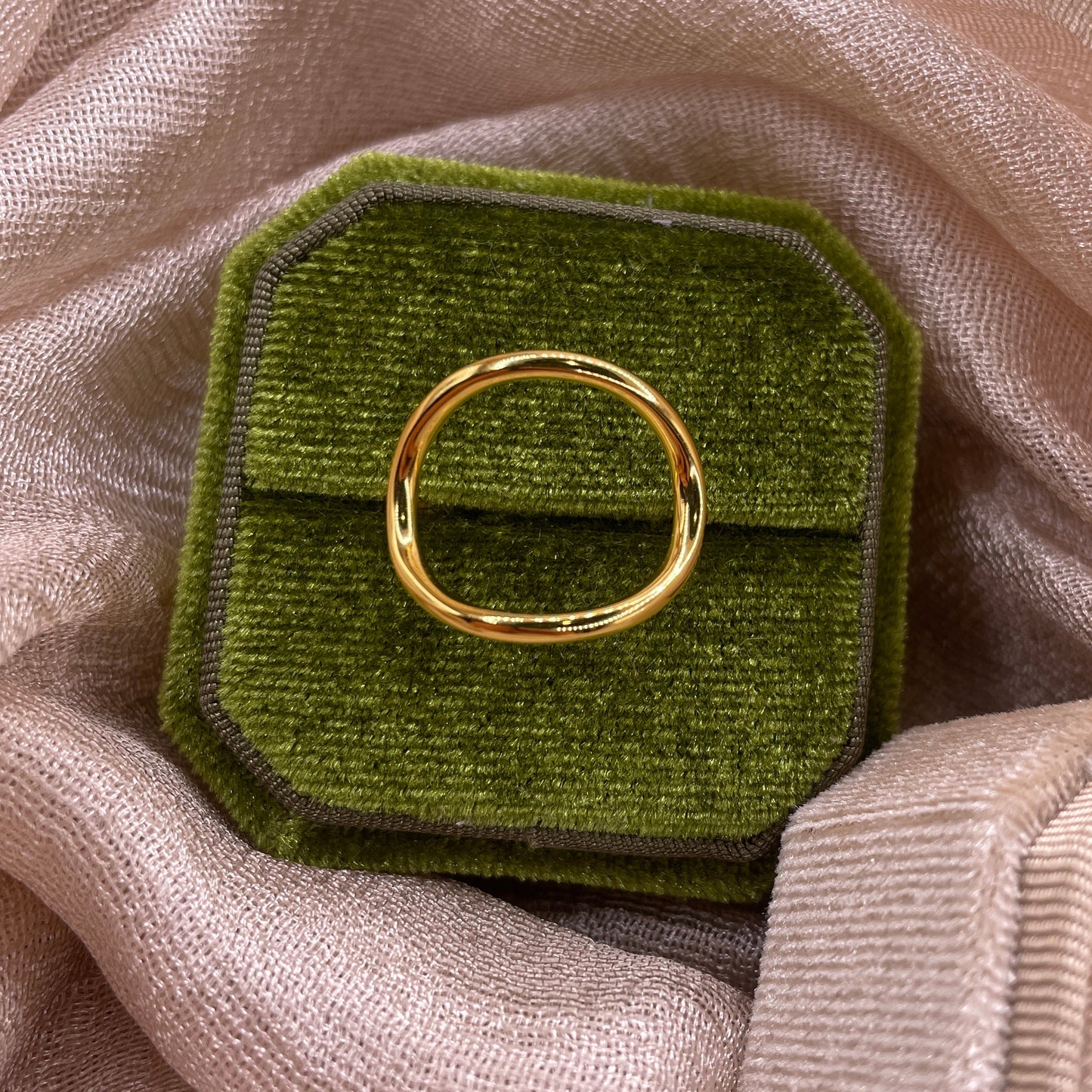 Ocean Loop 925 Sterling Silver Ring