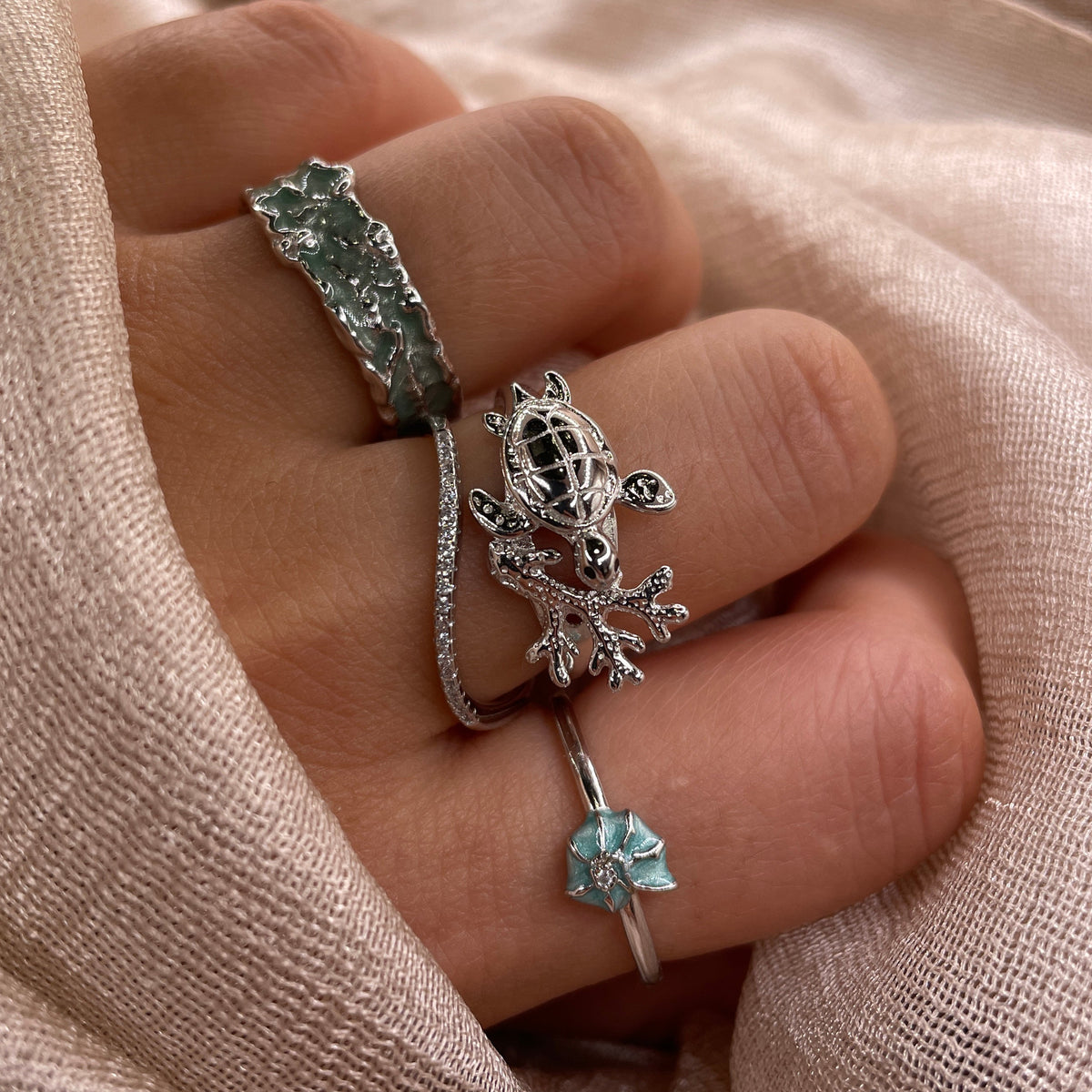 Coral Turtle Adjustable 925 Sterling Silver Ring