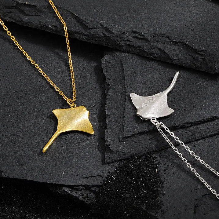 Ocean Matte Manta Ray 925 Sterling Silver Necklace