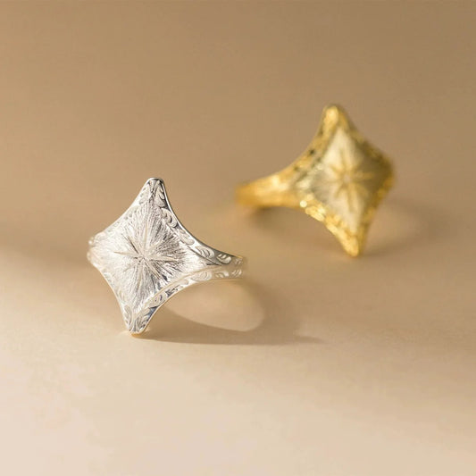 Stella Nova Ring – 925 Sterling Silver Starburst Engraved Statement Ring