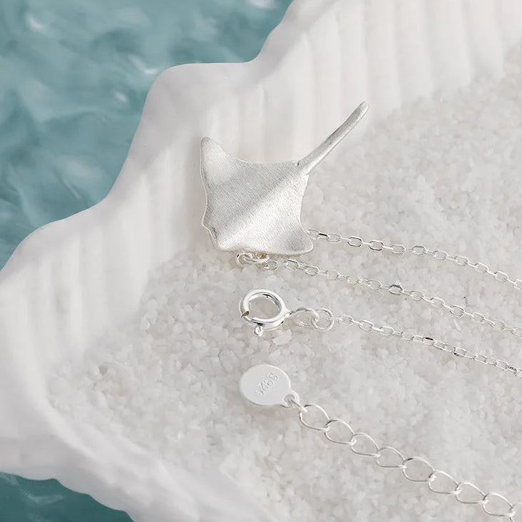 Ocean Matte Manta Ray 925 Sterling Silver Necklace