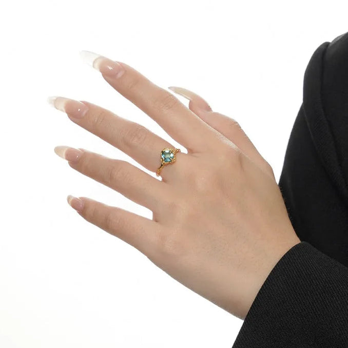 Emerald Flame 925 Sterling Silver Ring