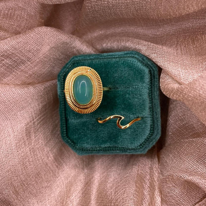 Vintage Oval Gemstone 925 Sterling Silver Ring