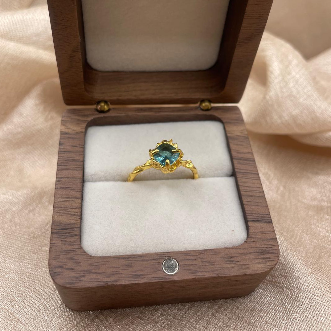 Emerald Flame 925 Sterling Silver Ring