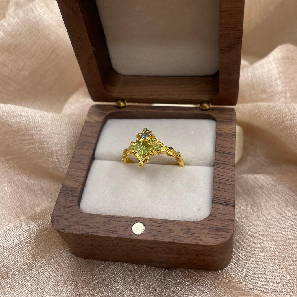 Emerald Leaf 925 Silver Ring